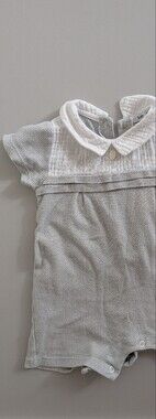Light Gray Textured Baby Romper with White Collar Babidu 18m